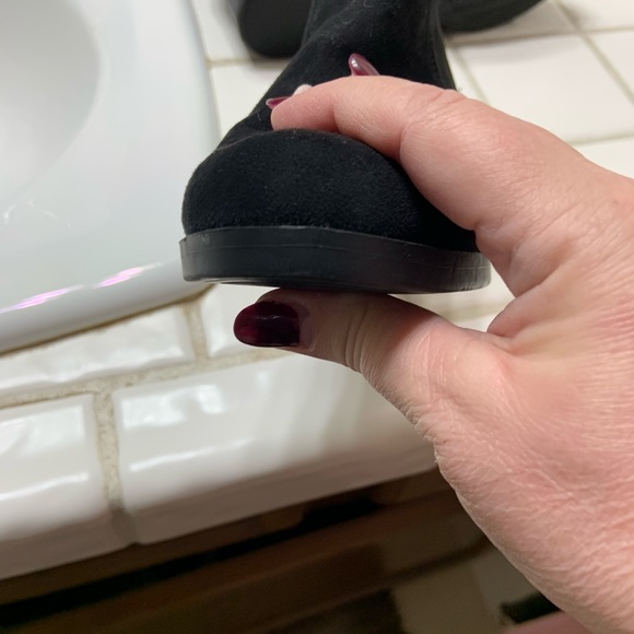 Excellent used Tommy Black Suede Ankle Boots - Picture 5 of 11